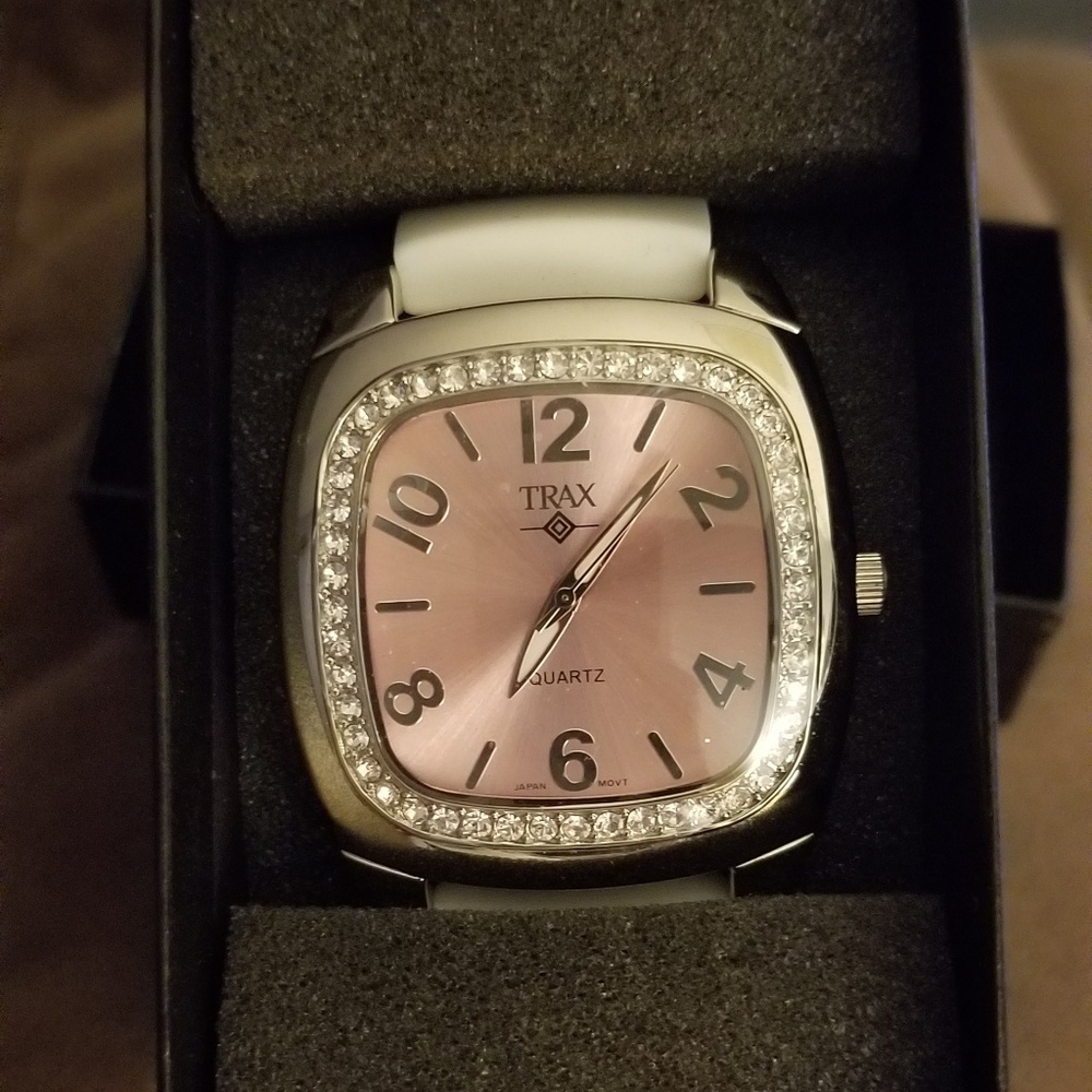 Trax Watch - Picture 4 of 8